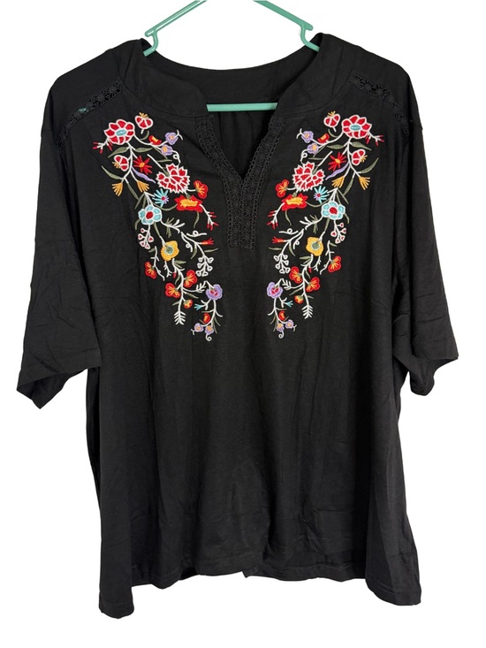 unbranded Tops - 3/$20 Black Boho Floral Embroidered V-Neck Elbow Sleeve Shirt